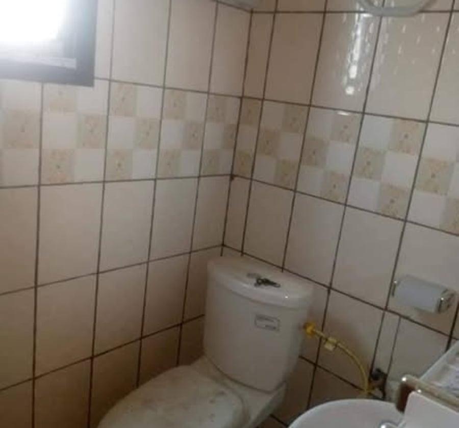 Chambre moderne haut standing à louer - Kotto Village, Douala