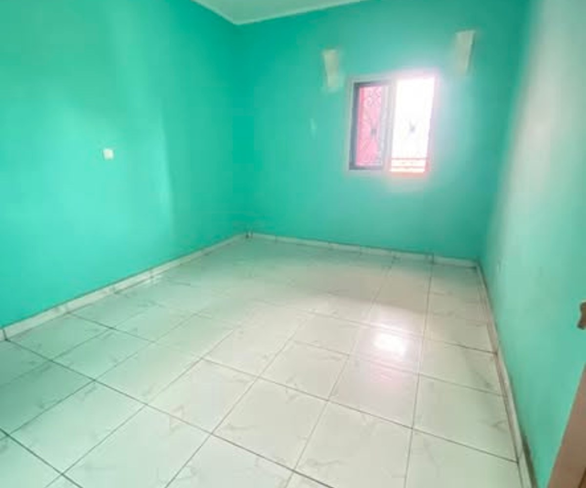 Studio moderne à louer à Mvog-Betsi, Yaoundé