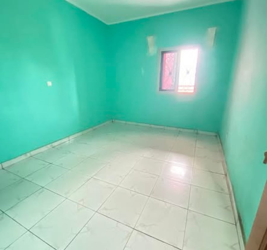 Studio moderne à louer à Mvog-Betsi, Yaoundé