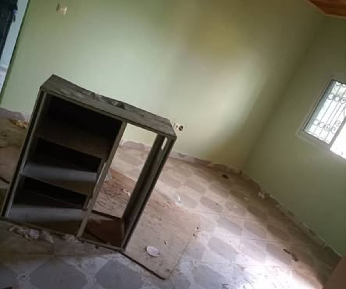 Studio moderne à louer à Nkolbong