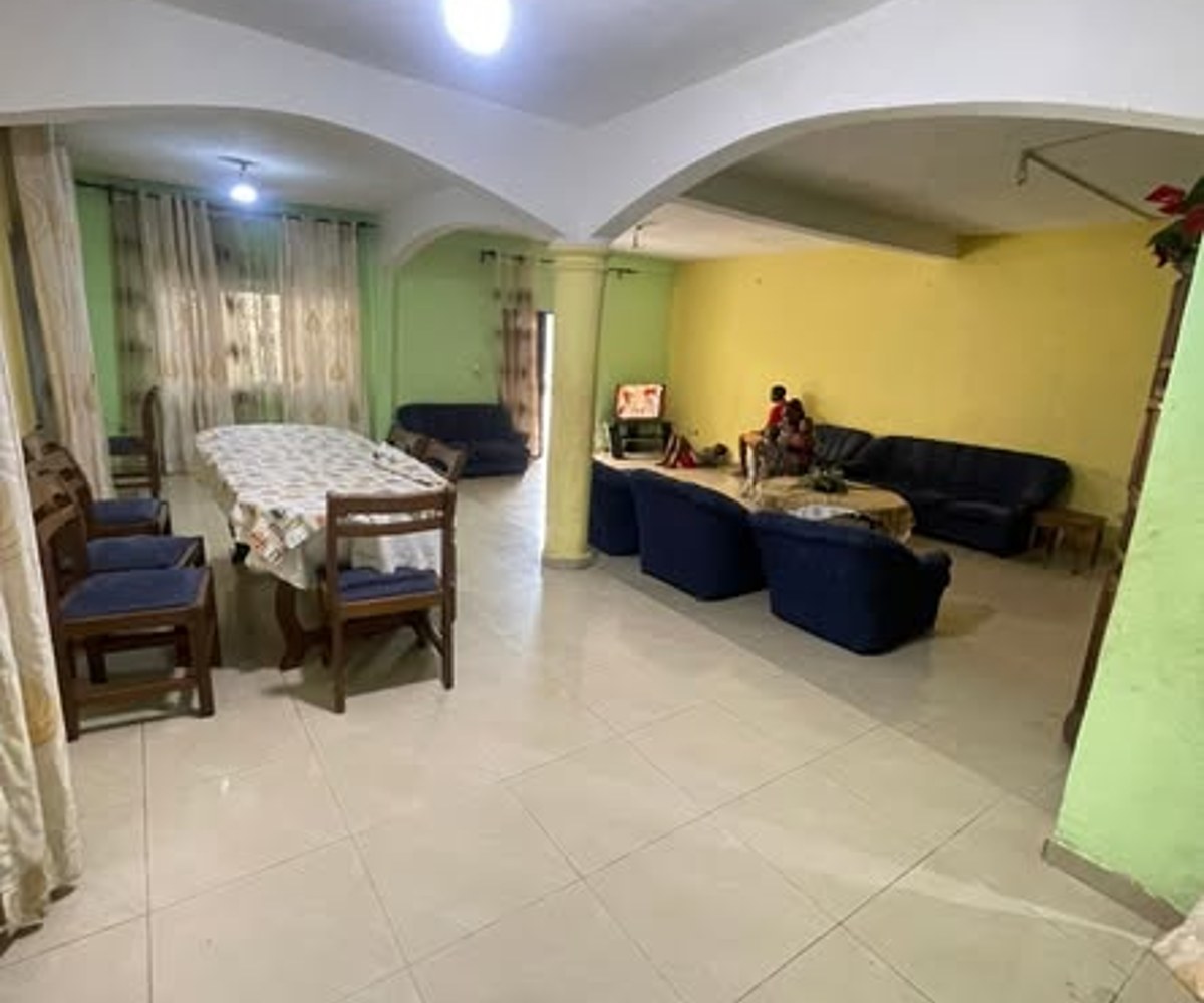 Villa moderne avec terrain à Kotto, Douala