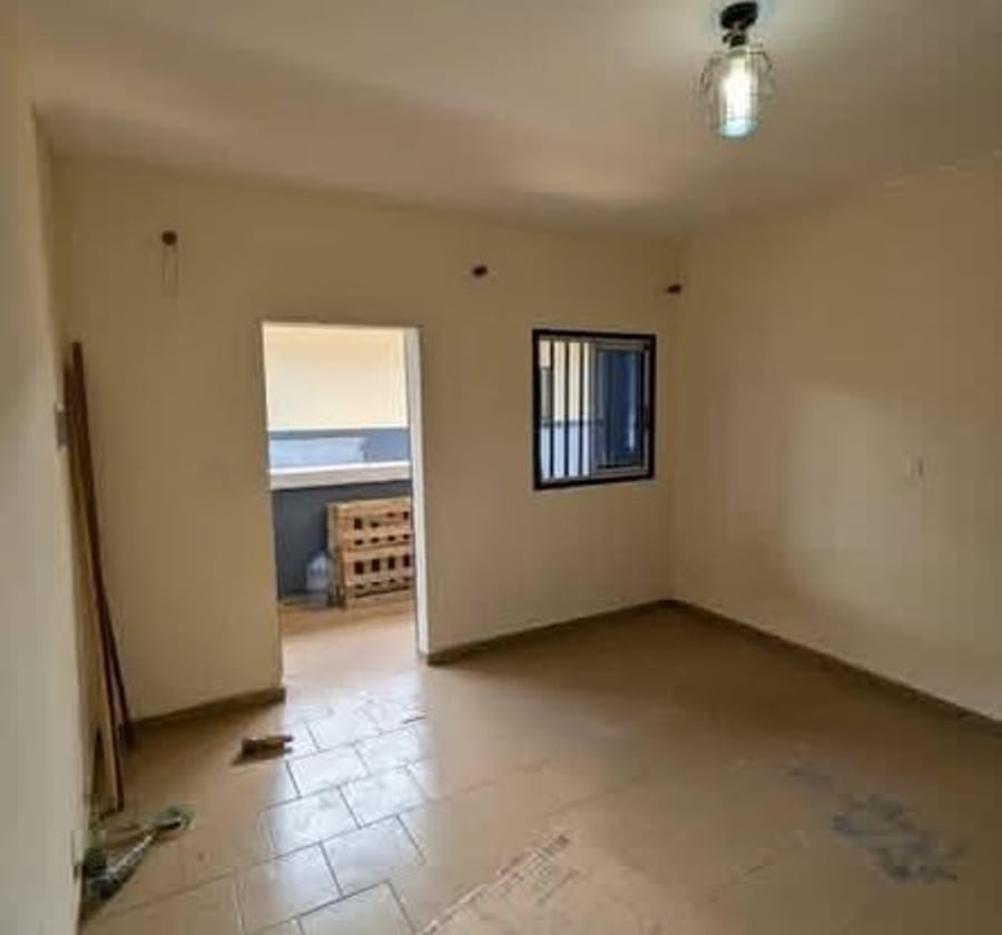 Chambre moderne à Nkolnda (Nkol Mefou) – Yaoundé