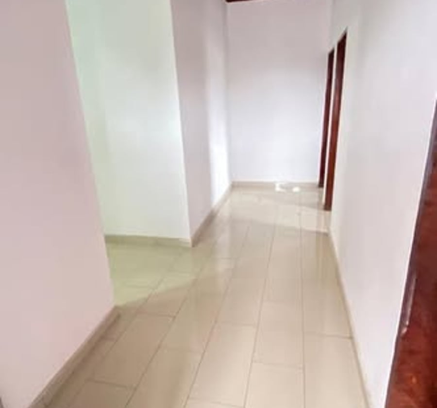 Appartement bon standing à louer à Ndogbong