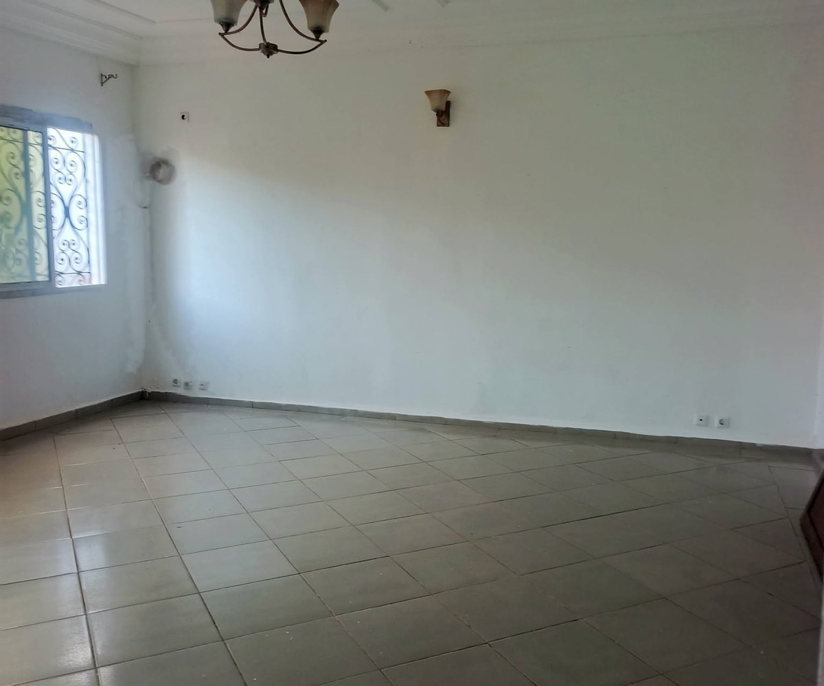 Appartement moderne 3 chambres - Messassi Yaoundé