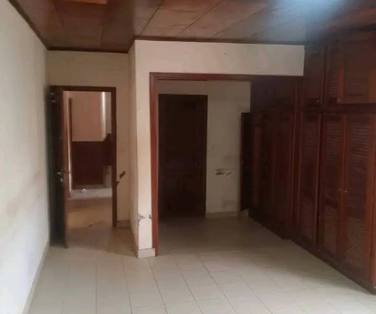 Villa à louer à Yaoundé Mimboman