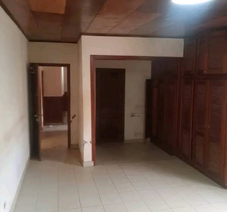 Villa à louer à Yaoundé Mimboman