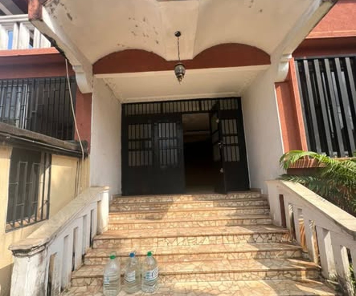 Résidence à louer à Bastos, Yaoundé