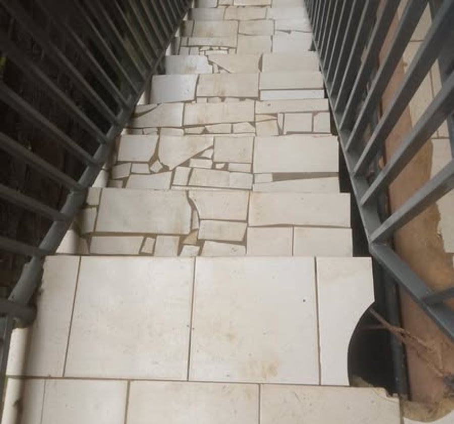 Appartement moderne au carrefour Nkoabang