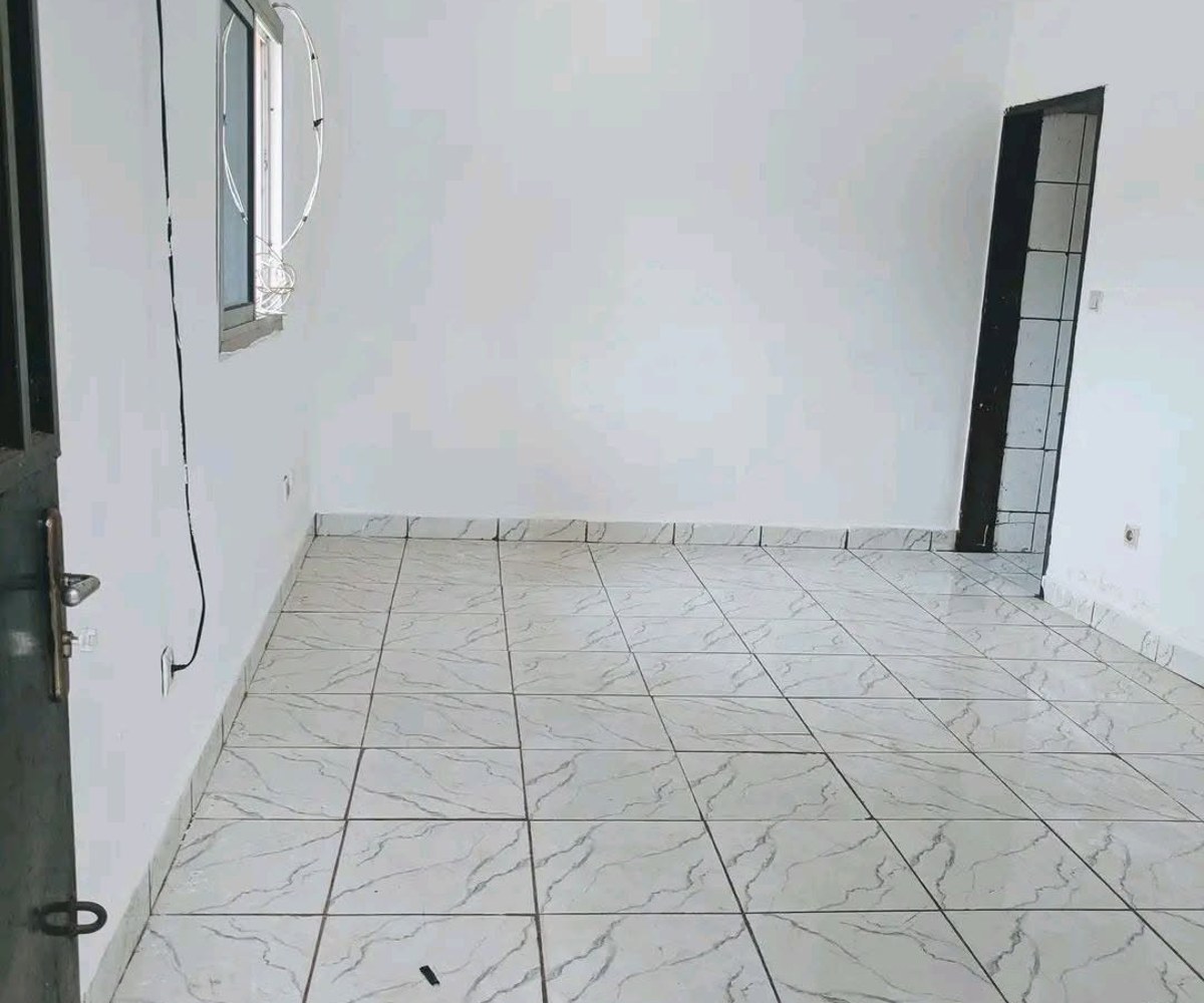 Studio à louer à Damas - 60 000 FCFA/mois