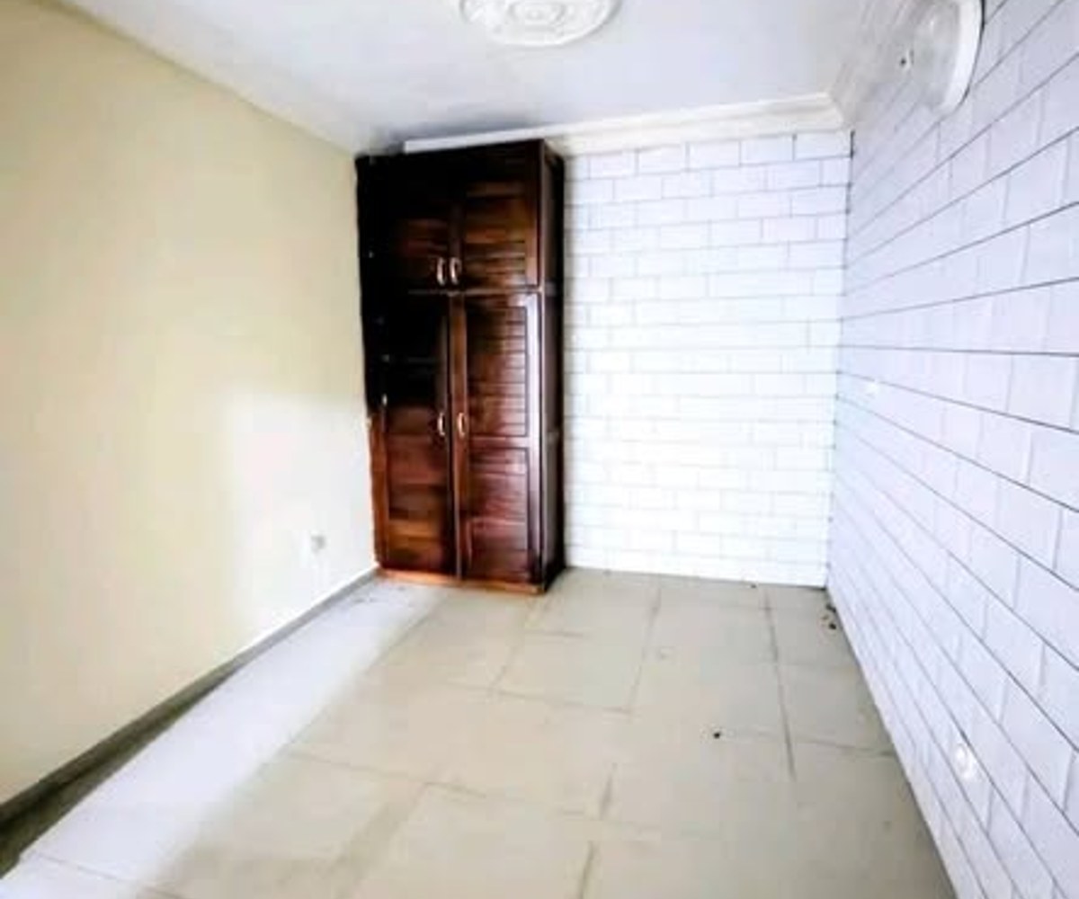 Chambre moderne à Ange Raphaël, Stade CICAM