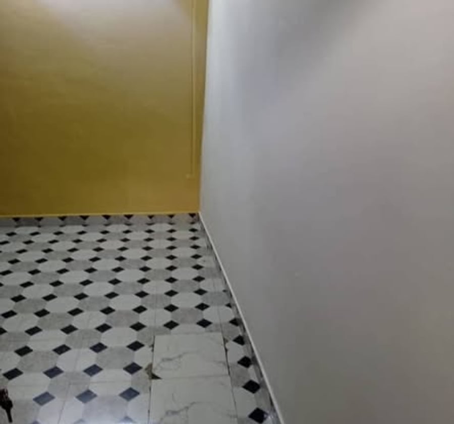 Chambre moderne à Bonapriso avec climatisation