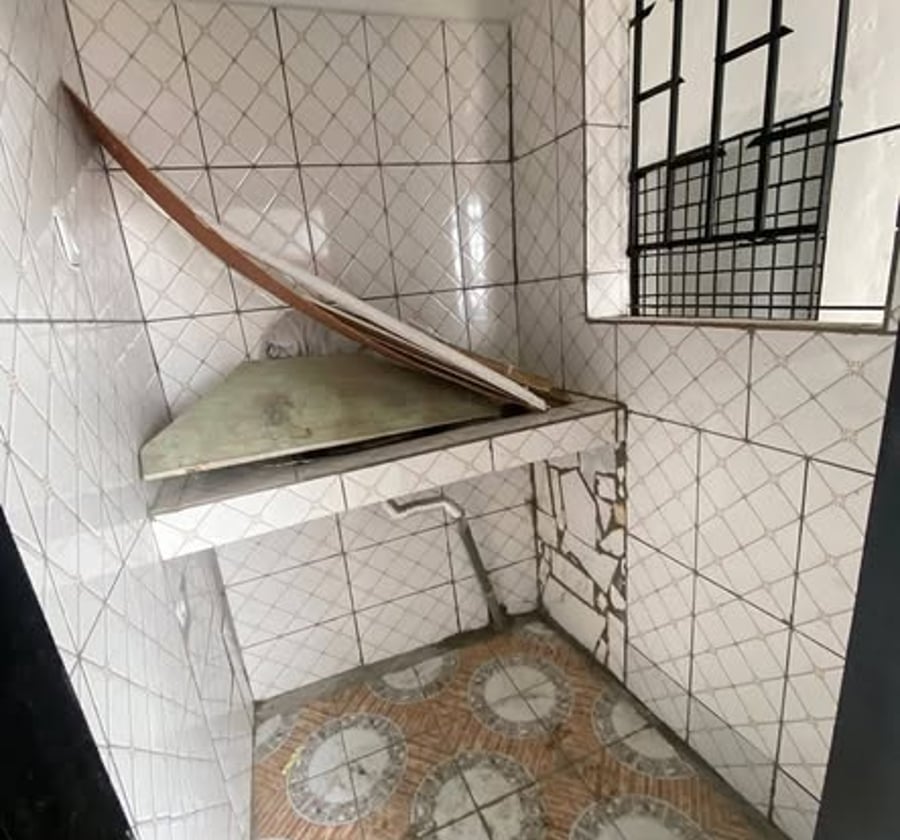 Studios modernes à Nyalla - Douala