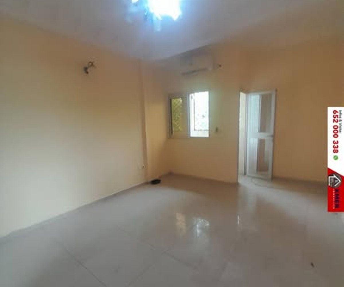 Joli appartement staffé et climatisé à louer à Bonamoussadi
