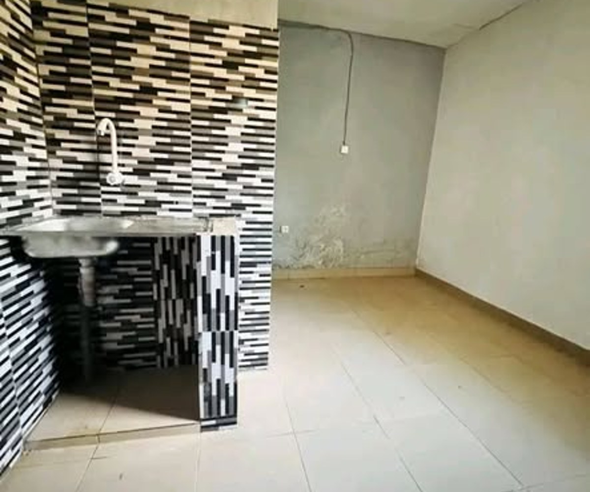 Chambre moderne avec espace cuisine - Ange Raphaël