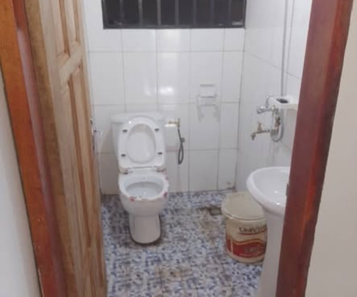 Très vaste appartement moderne 3 chambres à Biteng
