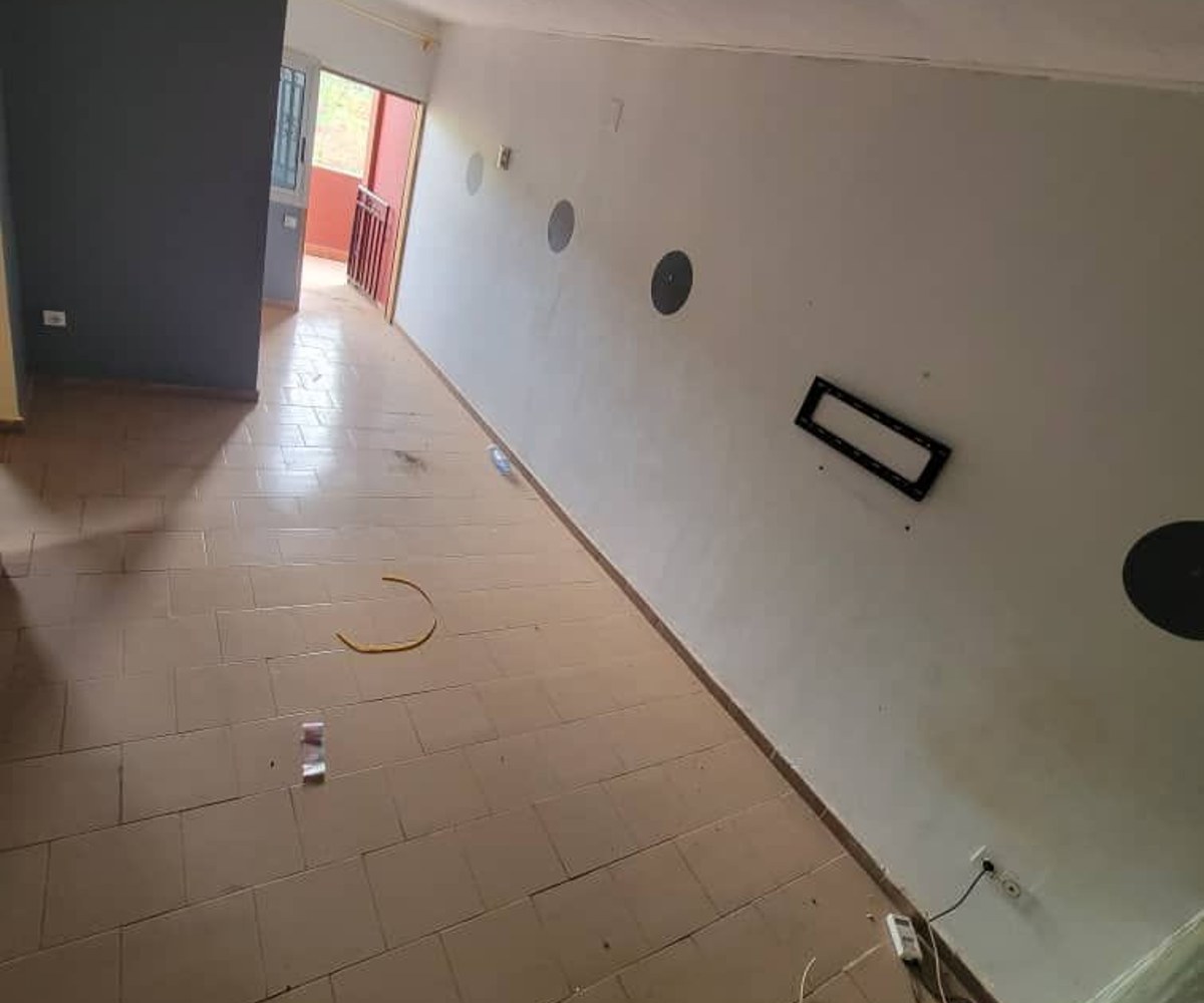Appartement à louer - Éleveur, Yaoundé