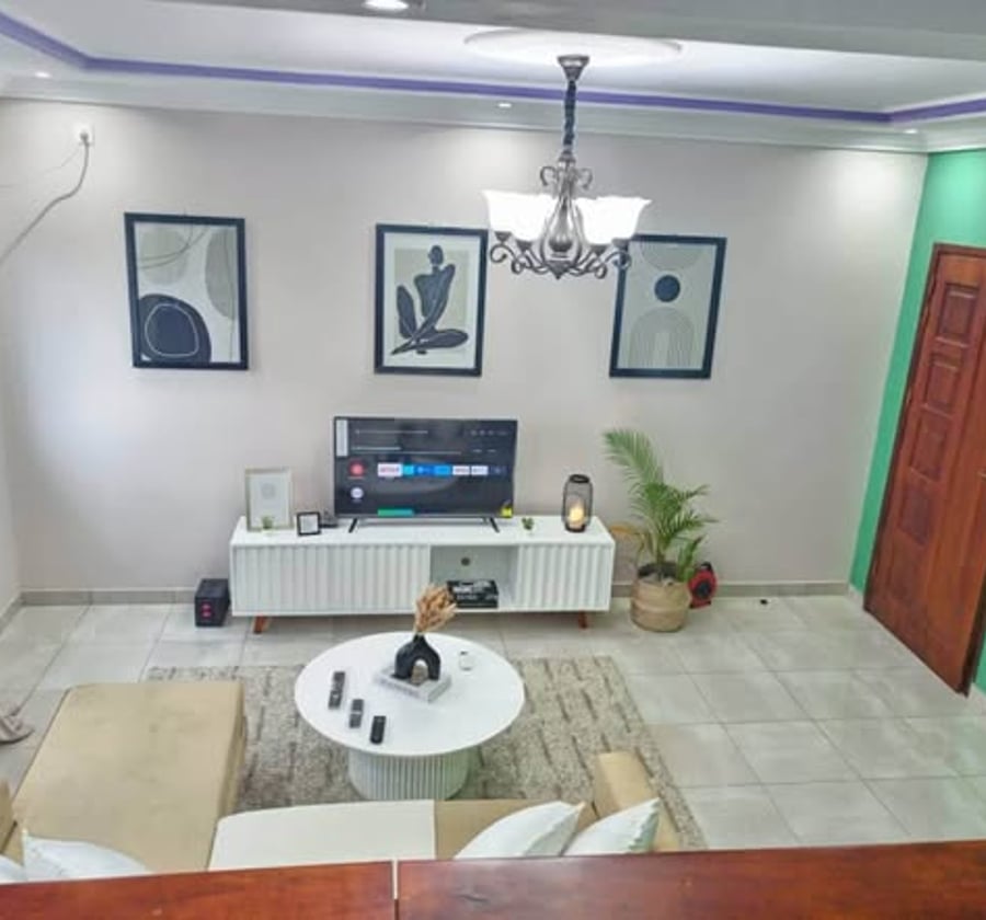 Studio meublé à Odza, Yaoundé - 20 000 FCFA/nuitée