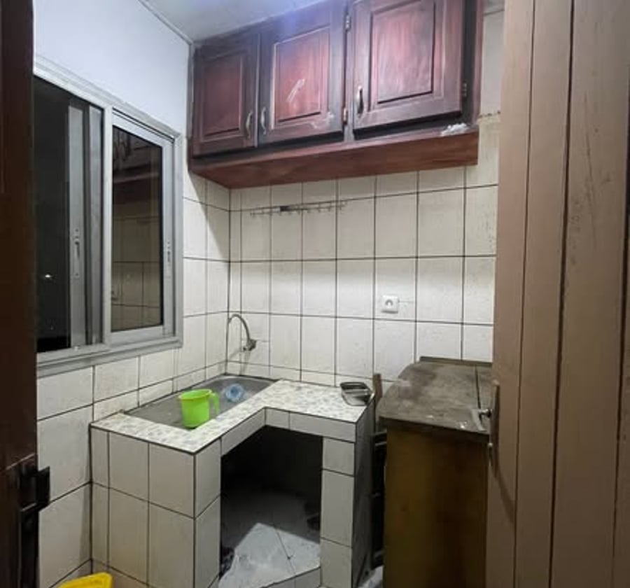 Studio moderne à louer - Bonaberi
