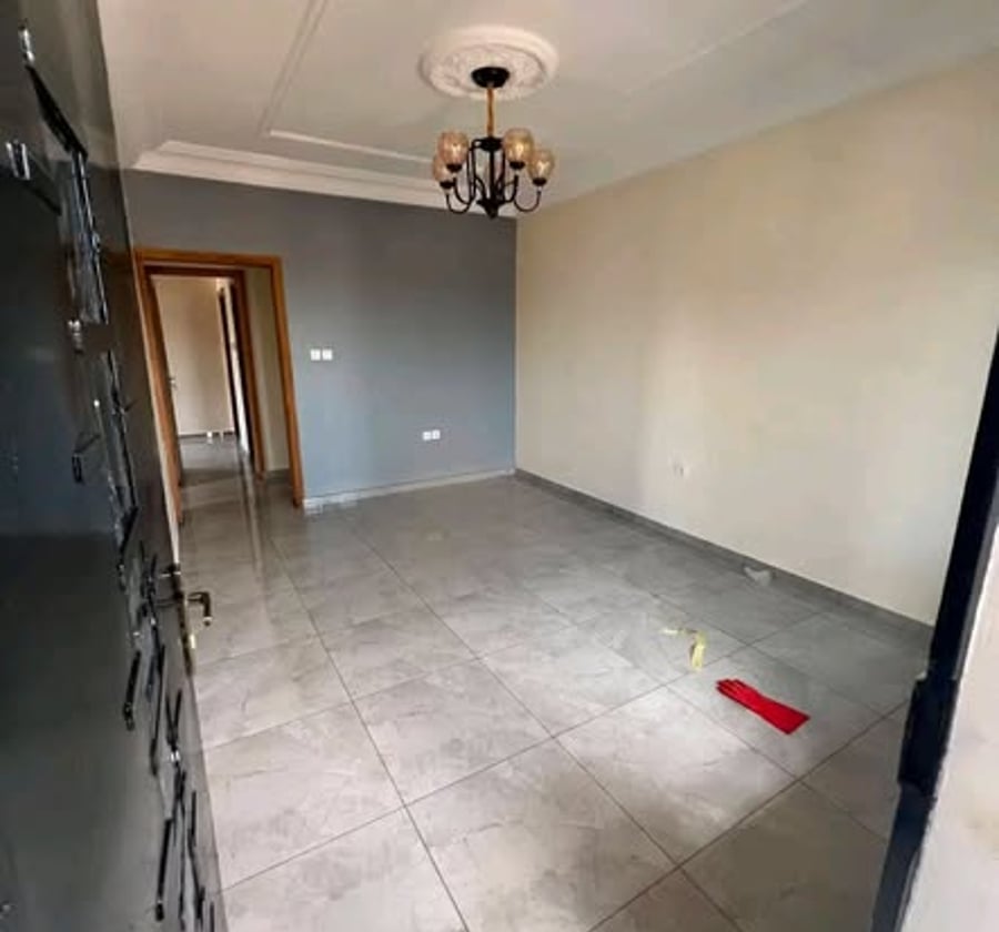 Appartement moderne neuf à louer à Olembe