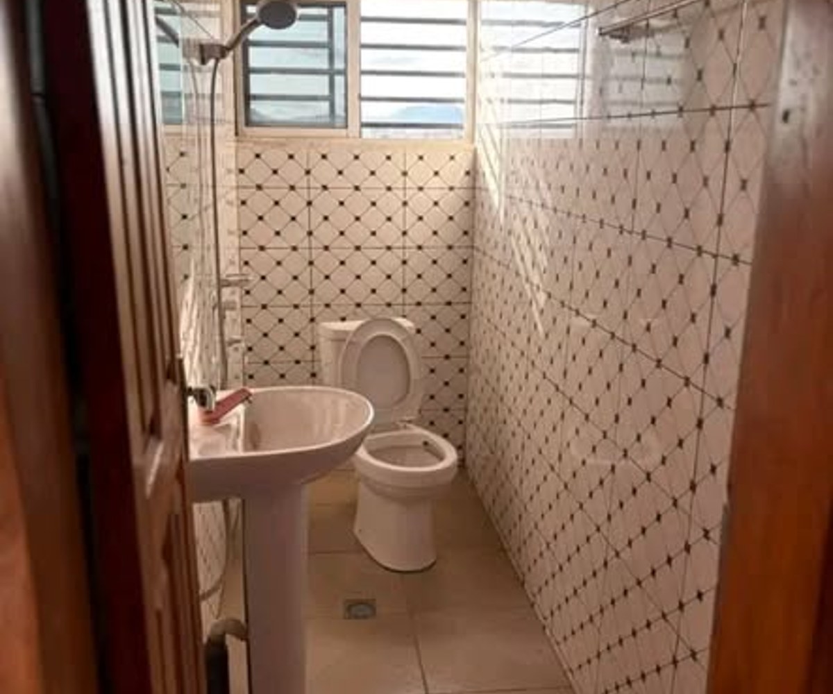 Chambre moderne à louer - Carrefour Agip