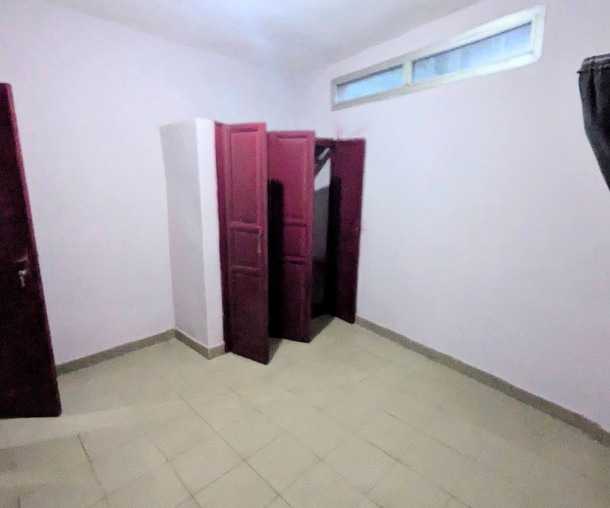 Appartement 3 chambres à louer - Chapelle Ngousso, Yaoundé