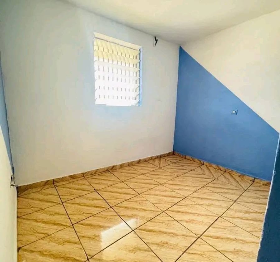 Chambre moderne à Ange Raphaël, Douala - 30 000 FCFA/mois