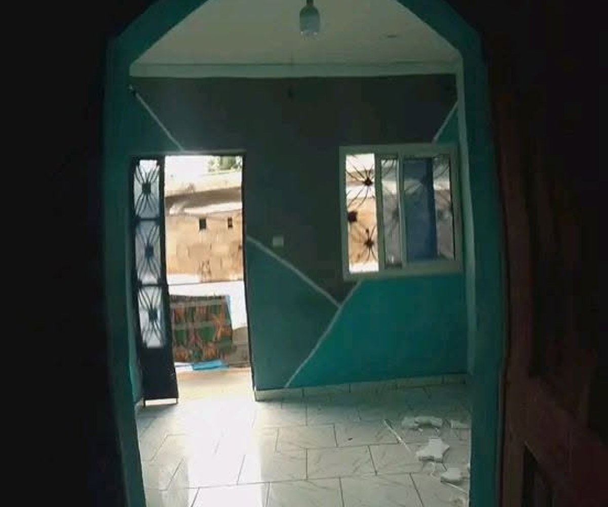 Studio moderne à louer à Logbaba