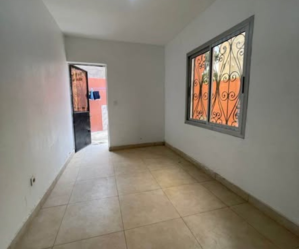 Studio moderne à Nkoabang