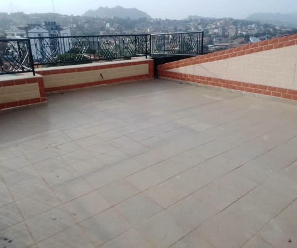 Chambre à louer à Biyem-Assi, Yaoundé