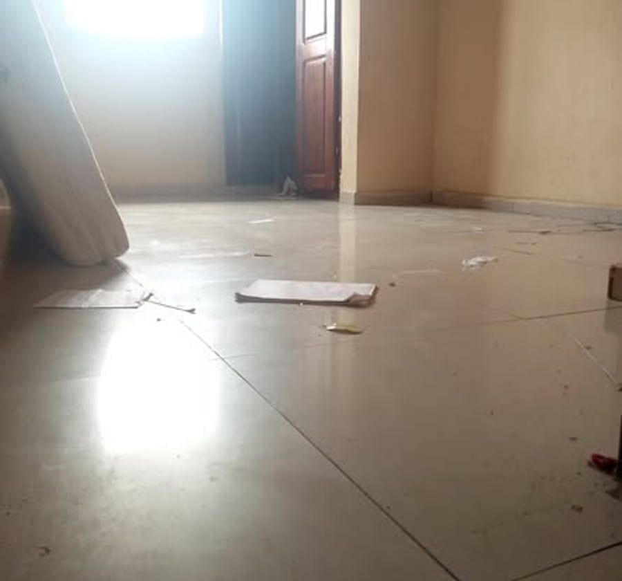 Studio moderne à Village, Douala