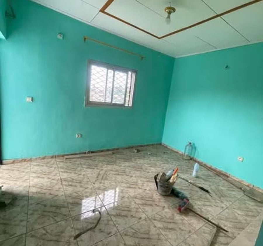 Studio moderne neuf à louer - PK 12 Ngondjoh
