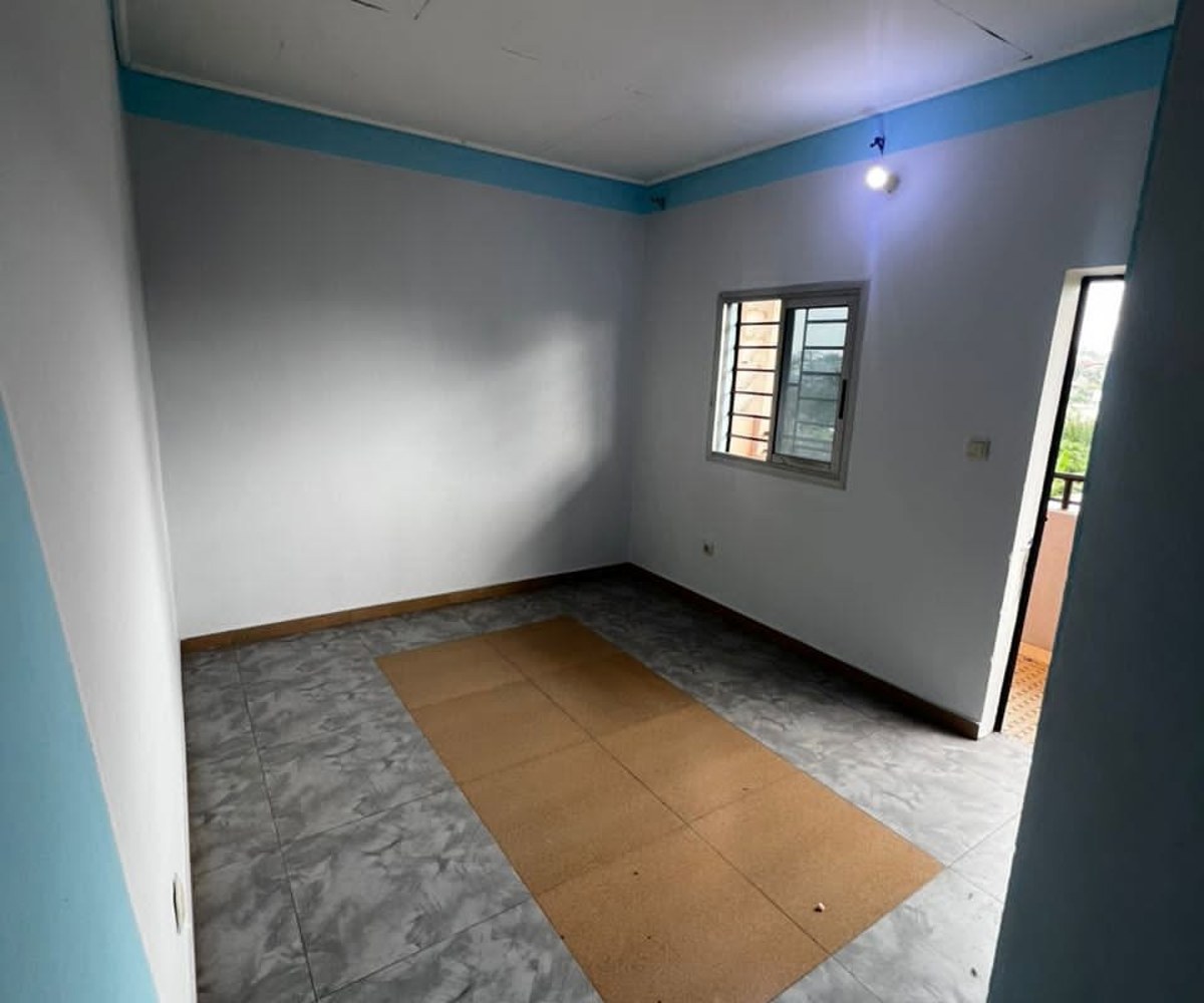 Studio moderne à louer - Yassa (Douala)