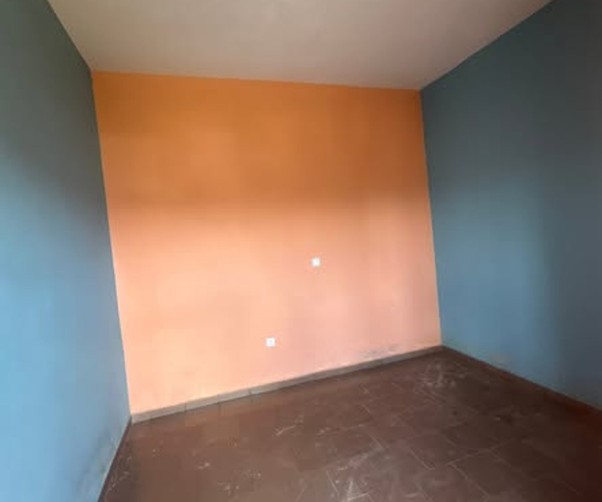 Chambre moderne à PK14, Douala