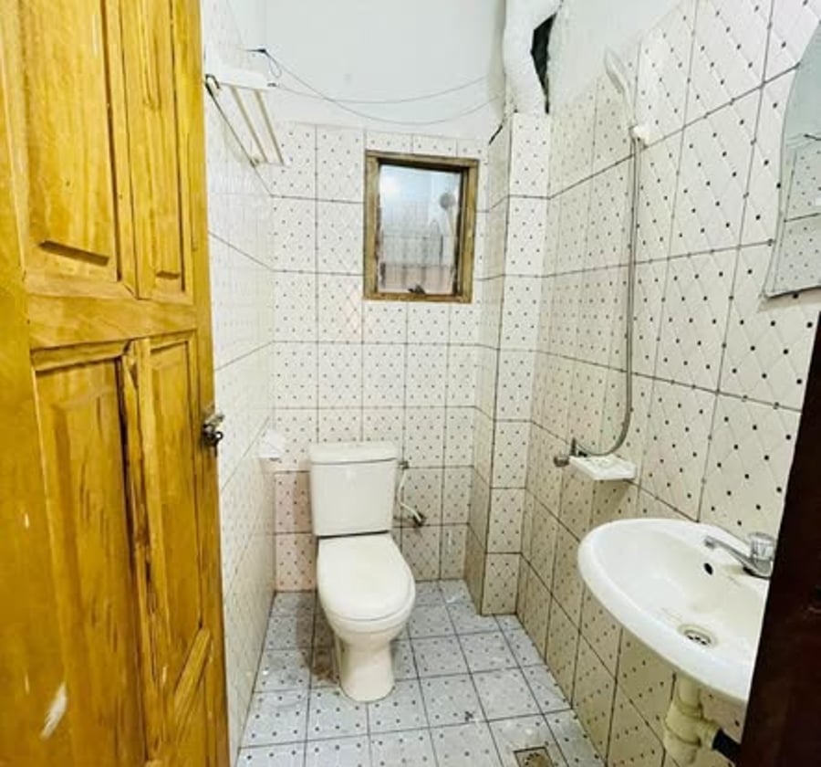 Studio moderne à louer à Etoug-Ebe