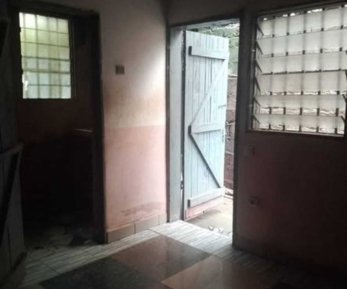 Chambre moderne à Essomba, Yaoundé