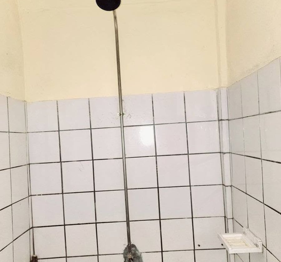 Studio moderne à louer à Obili