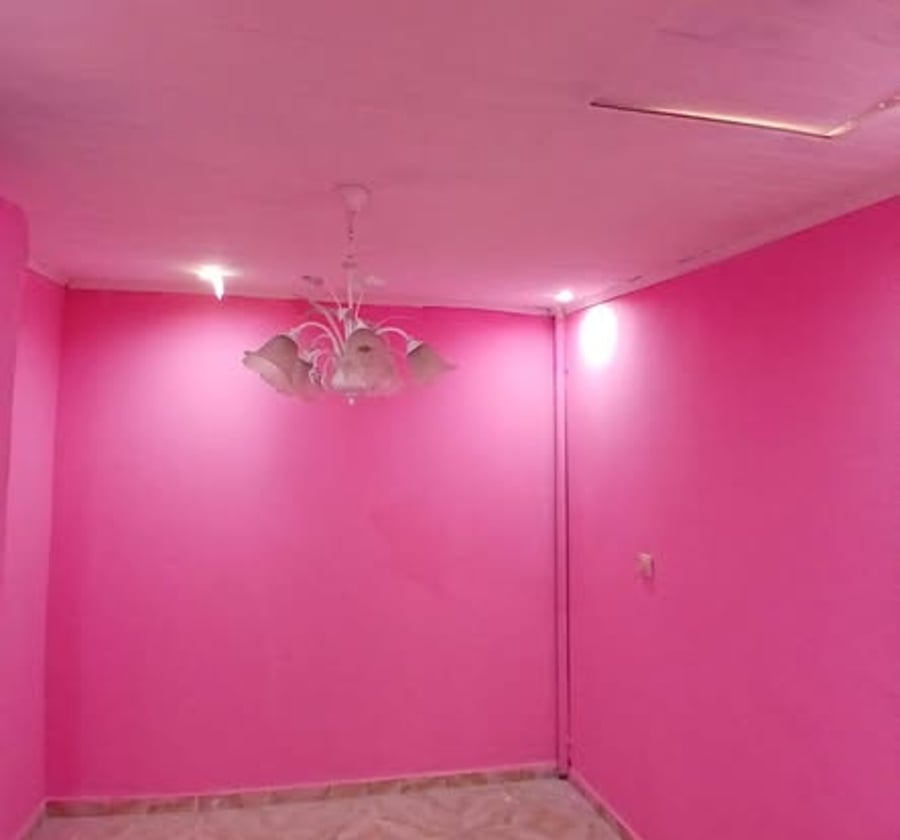 Chambre moderne à Odza - Auberge Bleu