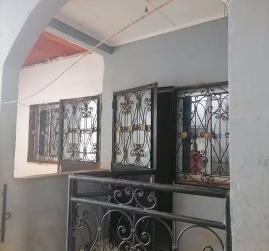 Studio moderne à louer - Fabrique Ngoussou, Yaoundé