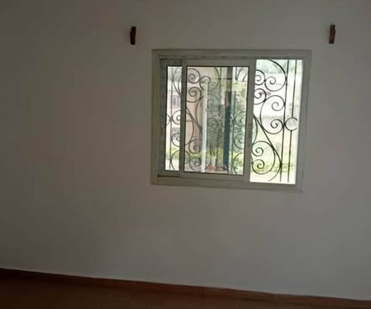 Studio moderne à louer à PK 11