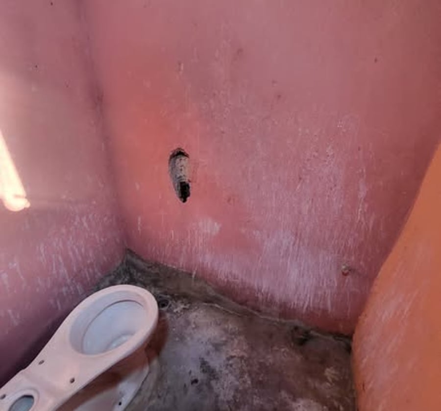 Chambre à louer à PK 13, Douala