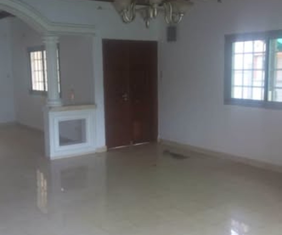 Villa 5 chambres à louer - Awae, Yaoundé