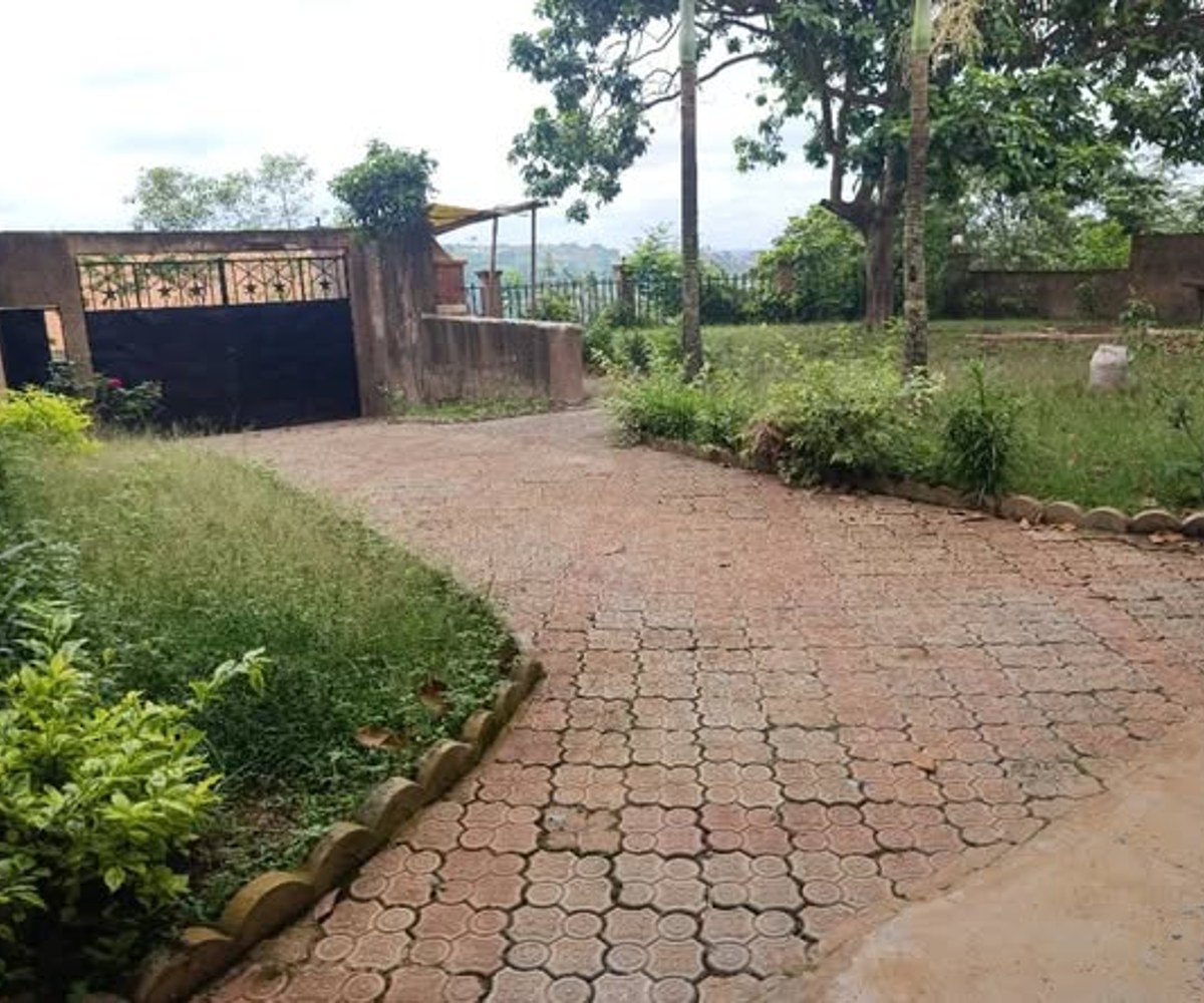 Villa à louer à Nkoabang - 4 chambres