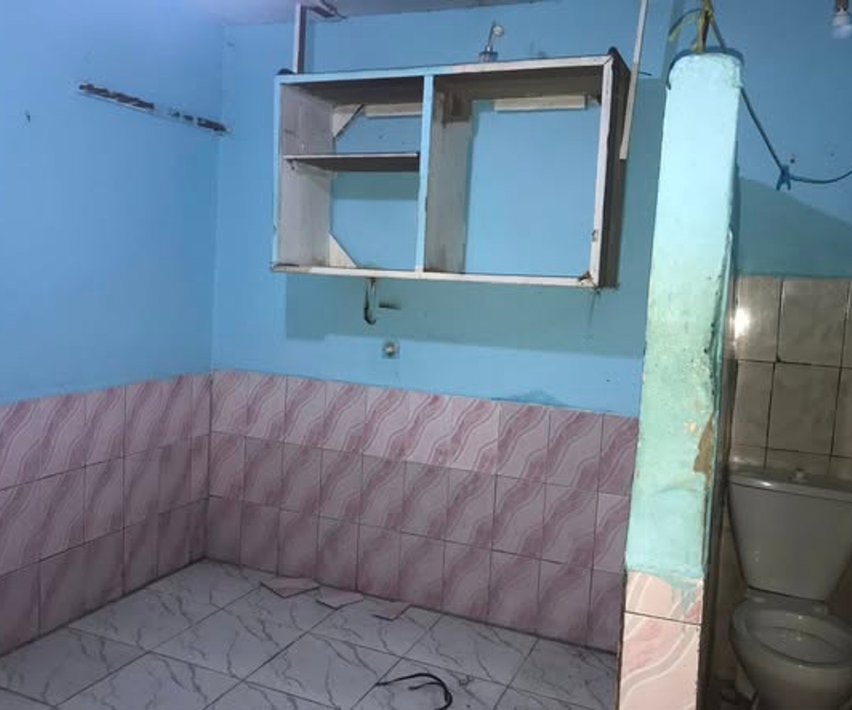 Chambre moderne à école de poste, Ngoa-Ekele