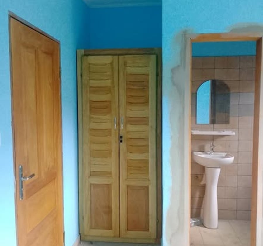 Appartement à l'étage - Logbessou - 100 000 FCFA/mois