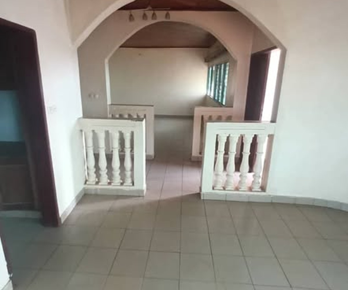 Appartement 3 chambres à louer - Oyom Abang