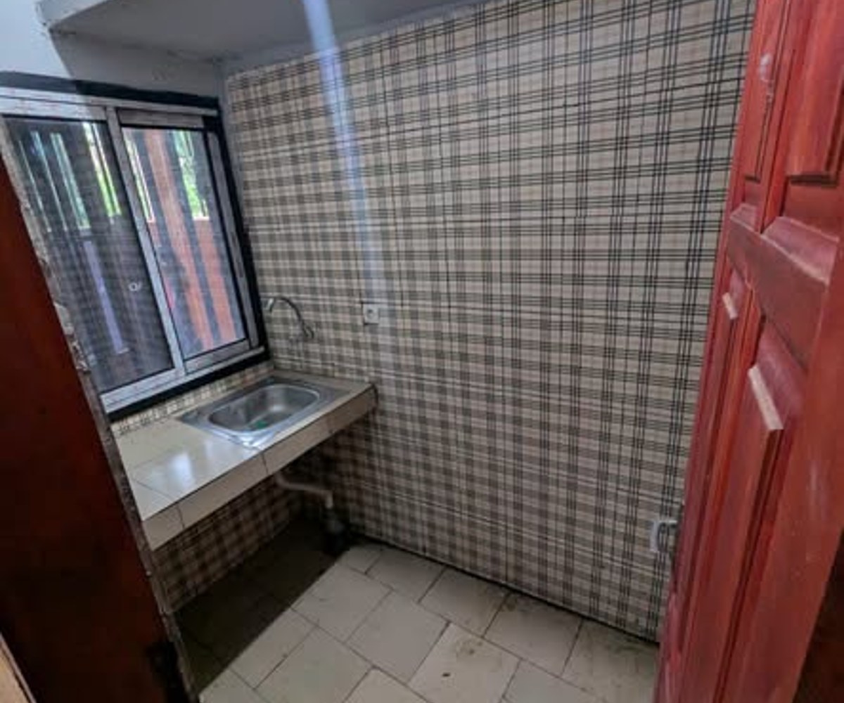 Studio moderne haut standing à louer à Ahala (barrière), Yaoundé
