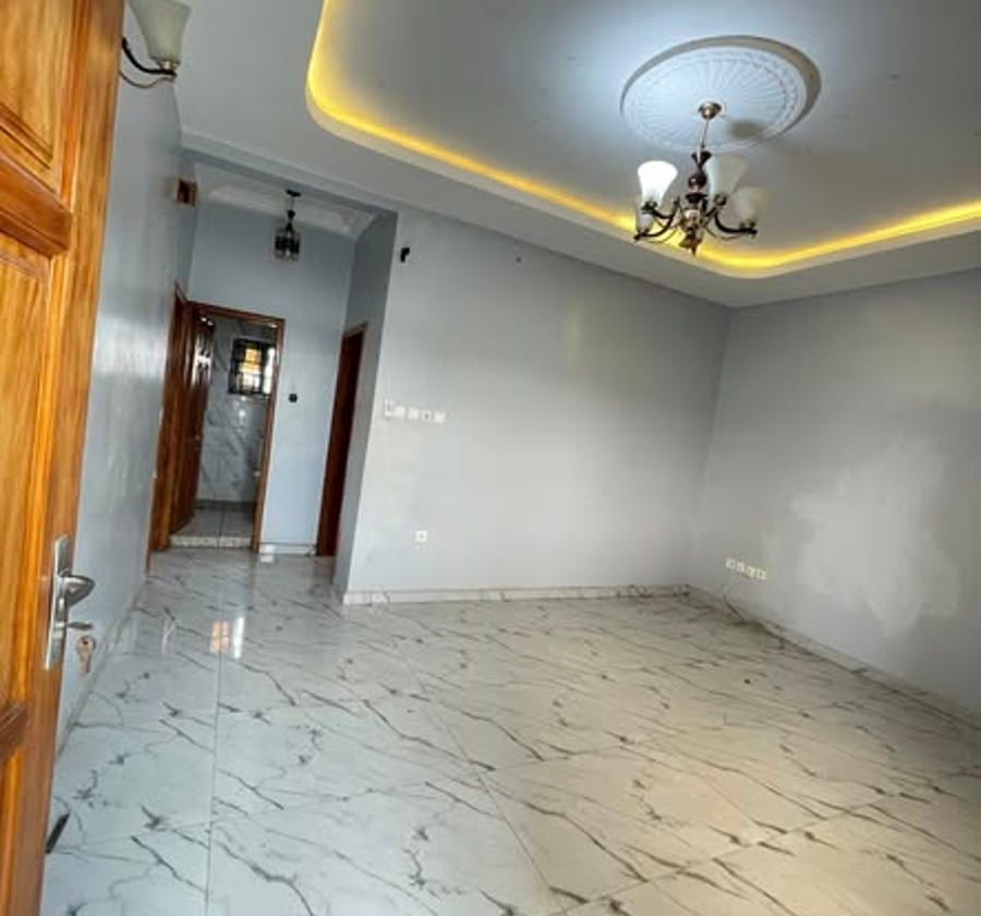 Studio moderne à louer au Rail Bonaberi