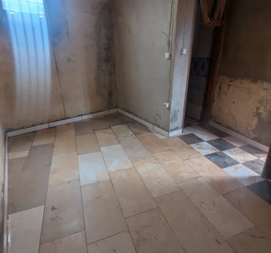 Chambre moderne à Mendong