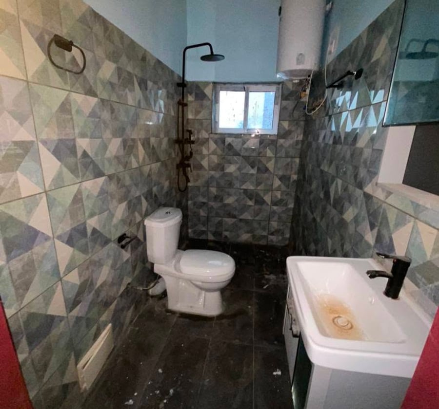 Studio à louer à Logbessou, Douala - 70 000 CFA/mois