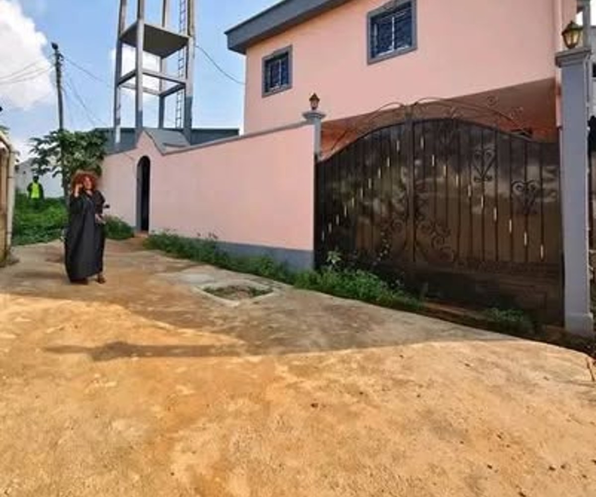 Duplex à louer – Nkolfoulou, Yaoundé